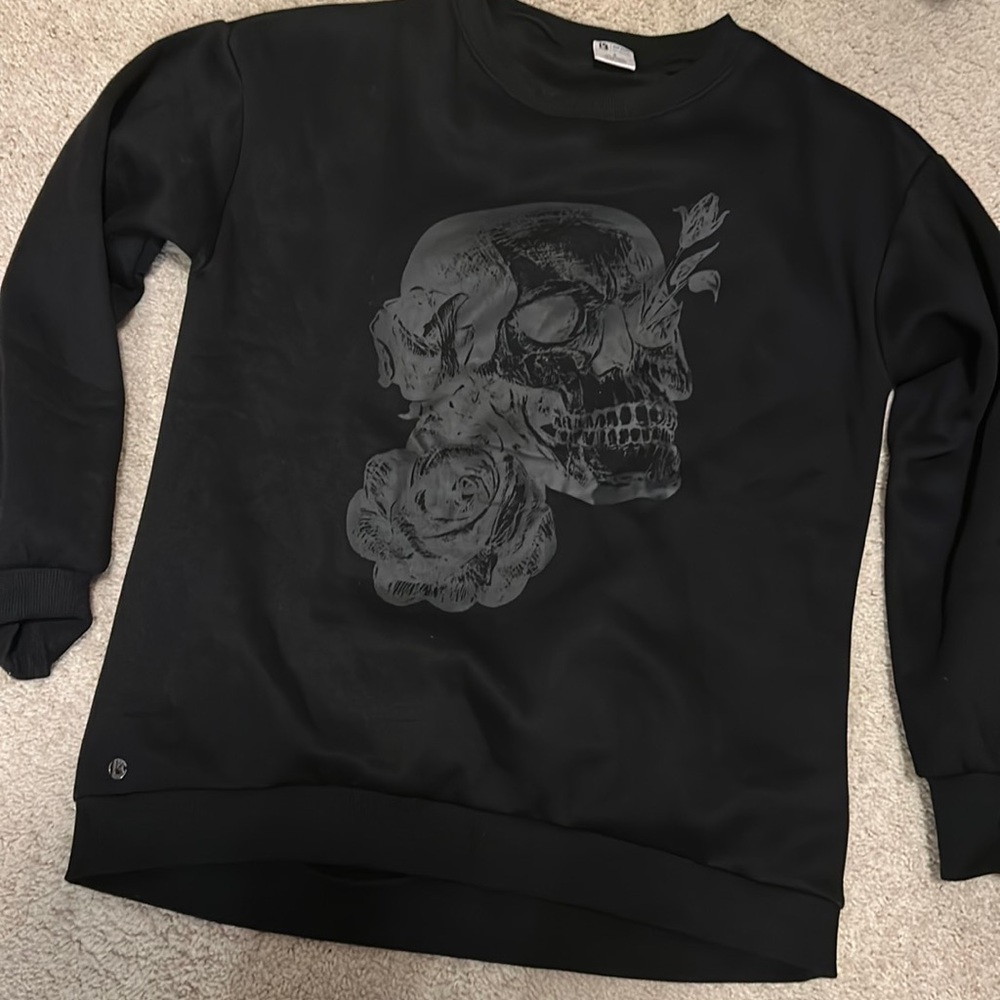 BuffBunny crew neck
